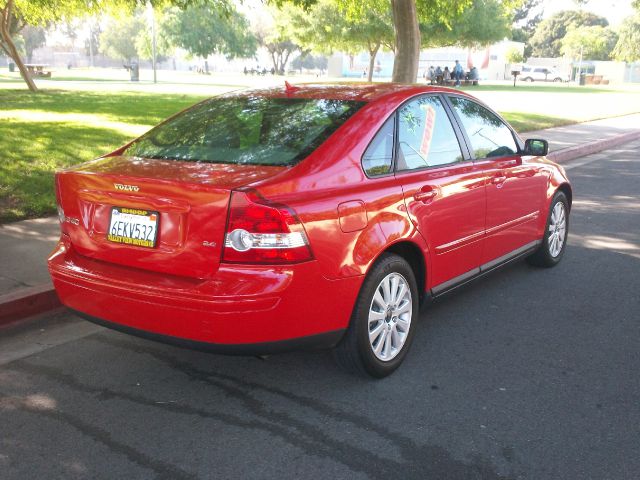 2005 Volvo S40 4X4 ED. Bauer EL