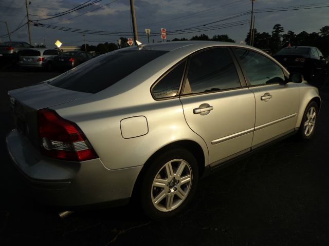 2005 Volvo S40 4X4 ED. Bauer EL