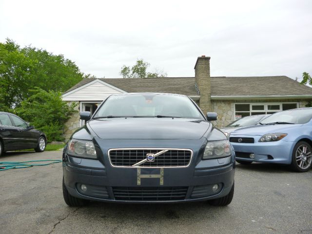 2005 Volvo S40 CREW CAB 153.0 WB SLE