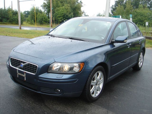 2005 Volvo S40 4X4 ED. Bauer EL