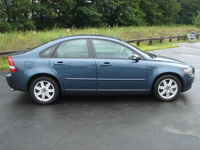 2005 Volvo S40 4X4 ED. Bauer EL