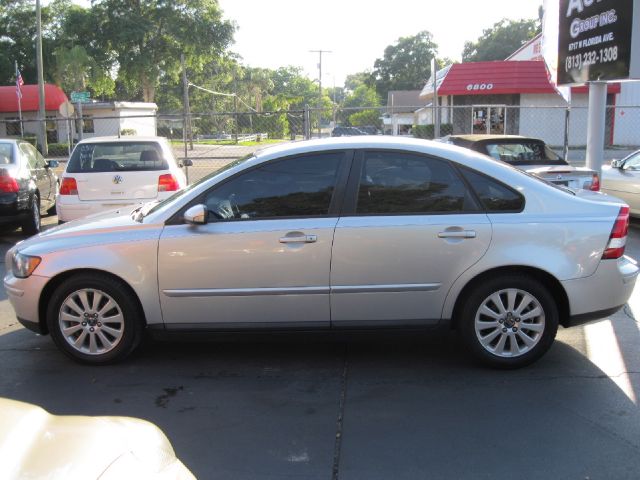 2005 Volvo S40 4X4 ED. Bauer EL