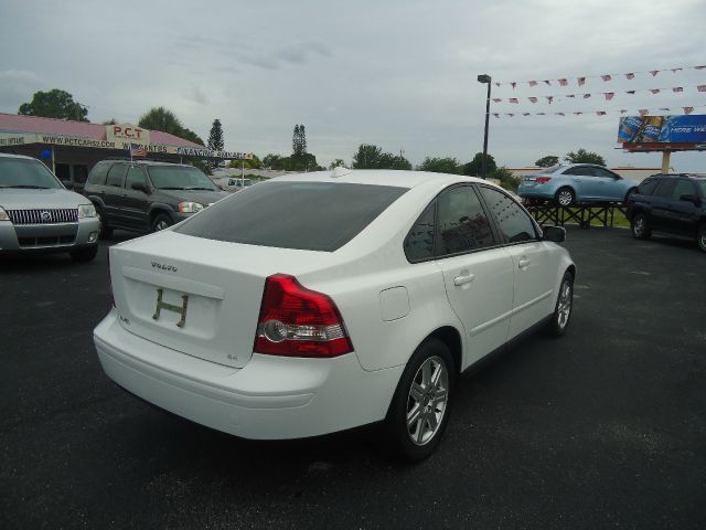 2006 Volvo S40 4X4 ED. Bauer EL