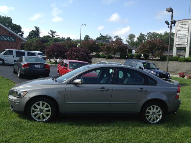 2006 Volvo S40 4X4 ED. Bauer EL