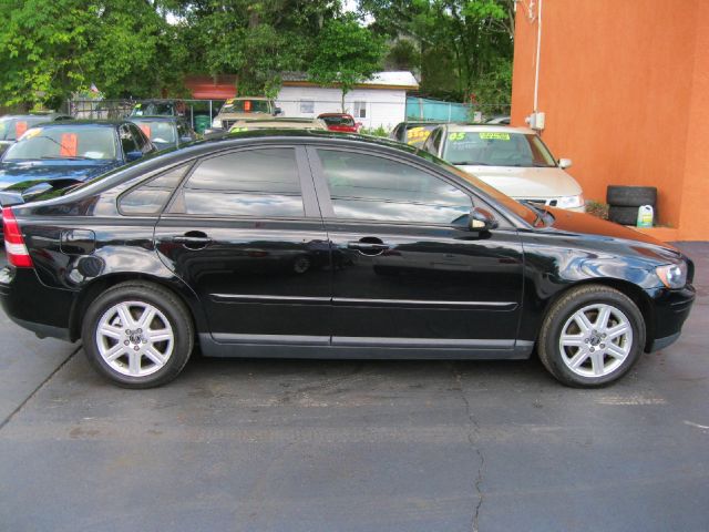 2006 Volvo S40 4X4 ED. Bauer EL