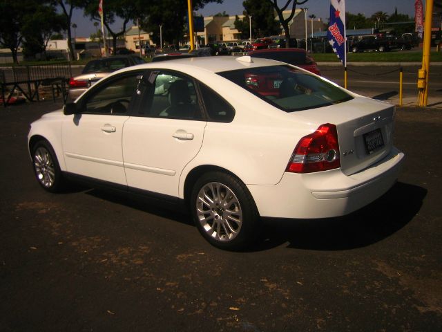 2006 Volvo S40 4X4 ED. Bauer EL