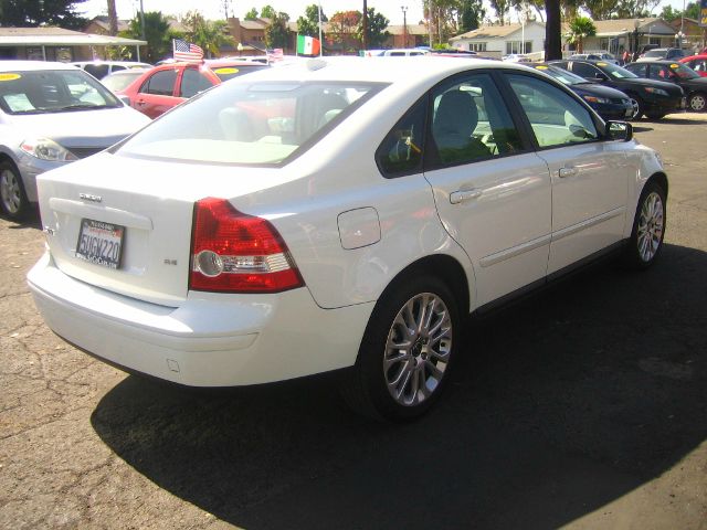 2006 Volvo S40 4X4 ED. Bauer EL