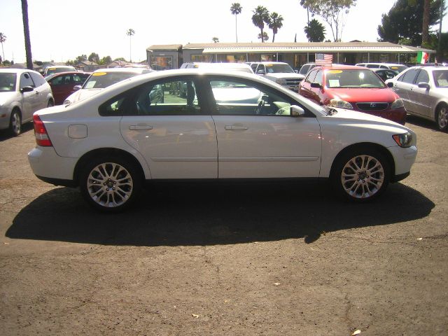 2006 Volvo S40 4X4 ED. Bauer EL