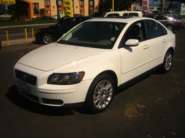 2006 Volvo S40 4X4 ED. Bauer EL