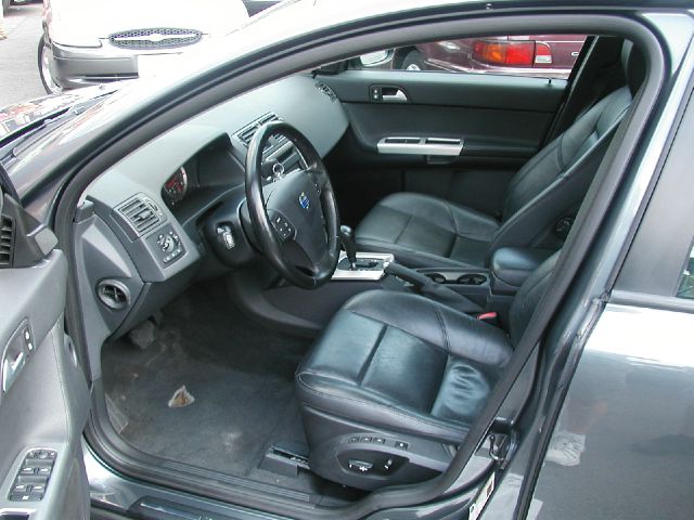 2007 Volvo S40 CREW CAB 153.0 WB SLE