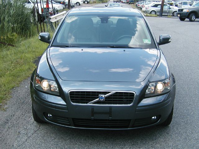 2007 Volvo S40 CREW CAB 153.0 WB SLE