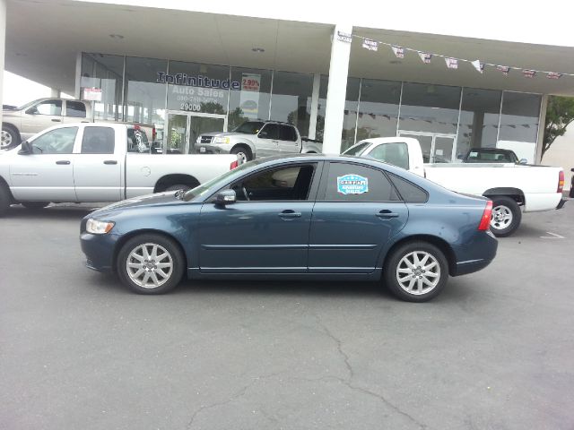 2008 Volvo S40 4X4 ED. Bauer EL