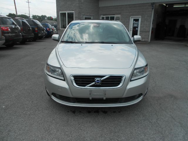 2010 Volvo S40 4X4 ED. Bauer EL