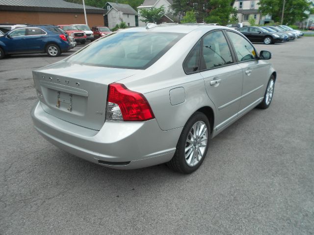 2010 Volvo S40 4X4 ED. Bauer EL