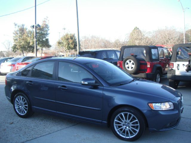 2010 Volvo S40 4X4 ED. Bauer EL