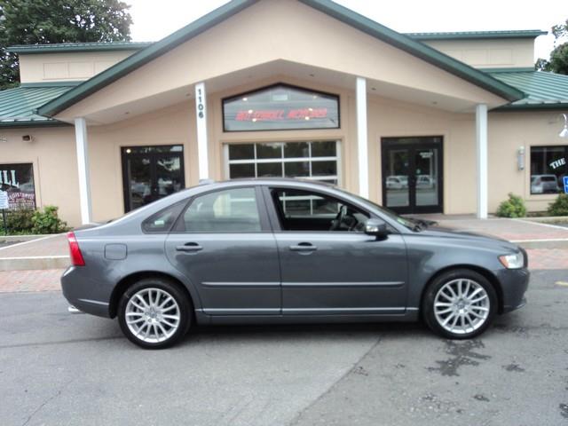 2011 Volvo S40 4X4 ED. Bauer EL