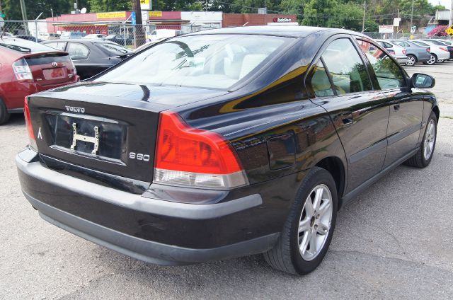 2001 Volvo S60 4WD 4dr Sport