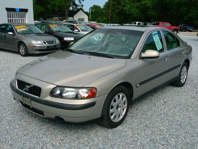 2001 Volvo S60 4WD 4dr Sport