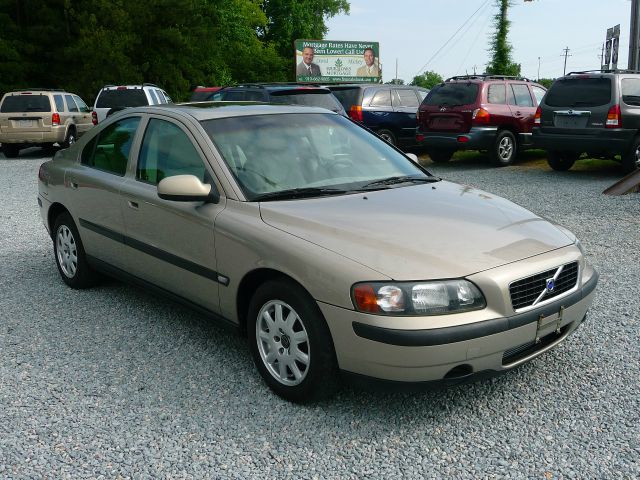 2001 Volvo S60 4WD 4dr Sport