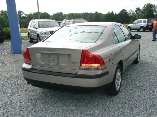 2001 Volvo S60 4WD 4dr Sport