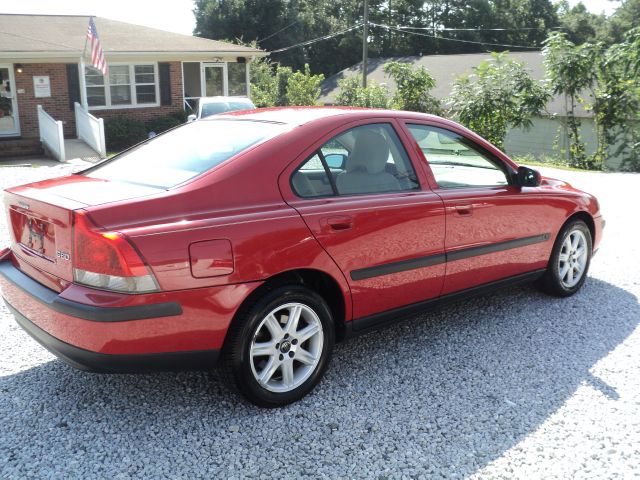 2001 Volvo S60 4WD 4dr Sport