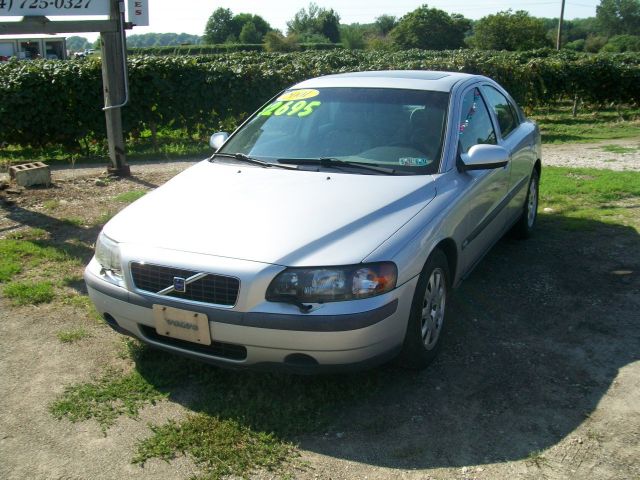 2001 Volvo S60 4WD 4dr Sport