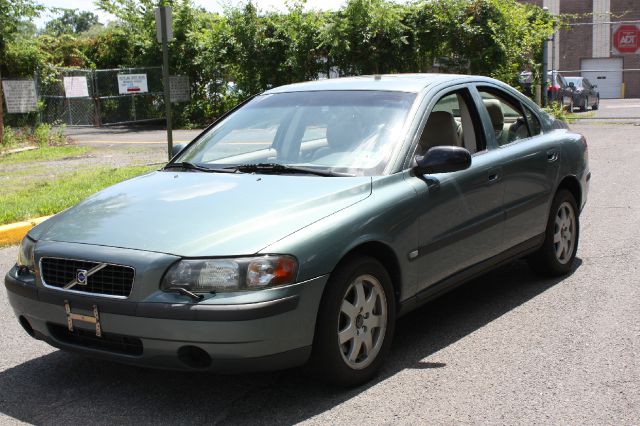 2002 Volvo S60 EX - DUAL Power Doors