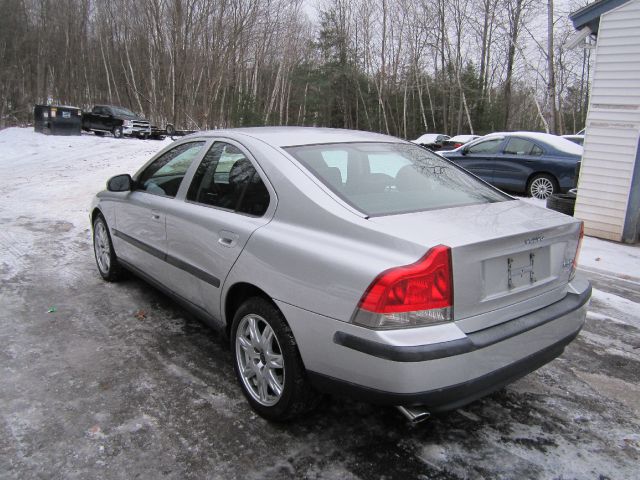 2002 Volvo S60 EX - DUAL Power Doors