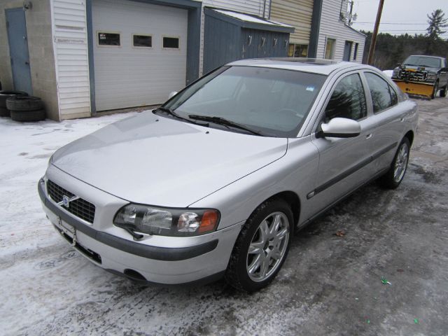 2002 Volvo S60 EX - DUAL Power Doors