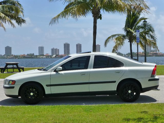 2002 Volvo S60 4X4 ED. Bauer EL