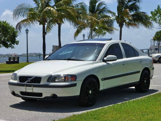 2002 Volvo S60 4X4 ED. Bauer EL