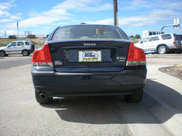 2002 Volvo S60 EX - DUAL Power Doors