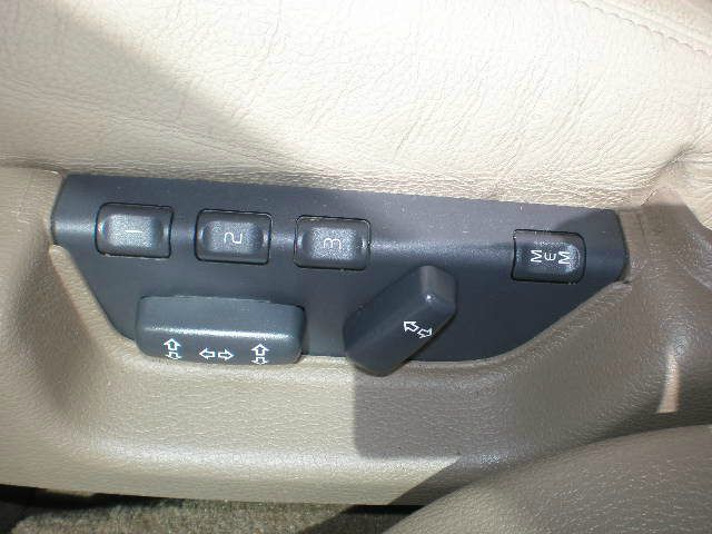 2002 Volvo S60 EX - DUAL Power Doors