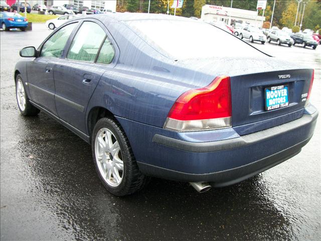 2002 Volvo S60 FWD 4dr SL