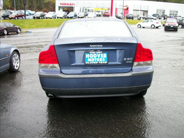 2002 Volvo S60 FWD 4dr SL