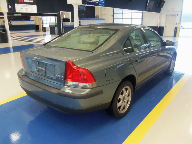 2002 Volvo S60 EX - DUAL Power Doors