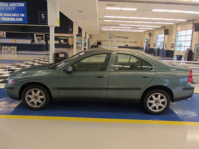 2002 Volvo S60 EX - DUAL Power Doors