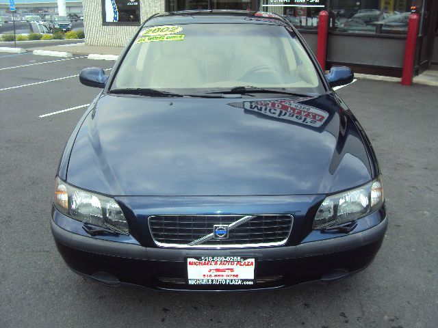 2002 Volvo S60 EX - DUAL Power Doors