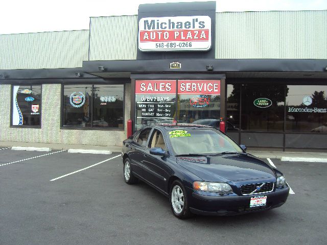 2002 Volvo S60 EX - DUAL Power Doors