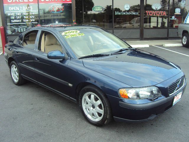 2002 Volvo S60 EX - DUAL Power Doors