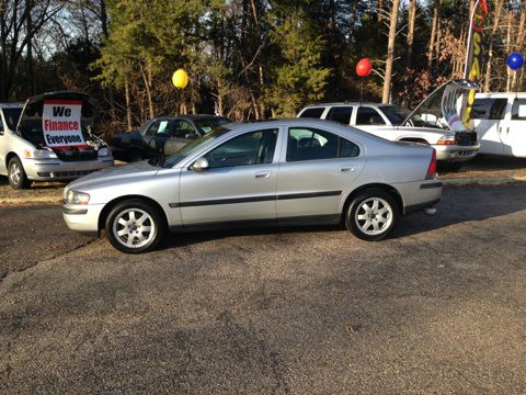 2002 Volvo S60 EX - DUAL Power Doors