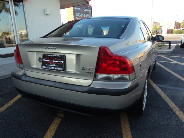 2002 Volvo S60 EX - DUAL Power Doors