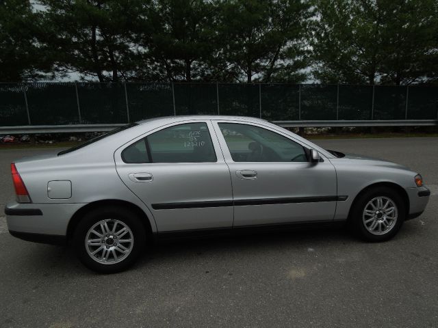 2003 Volvo S60 4WD 4dr Sport