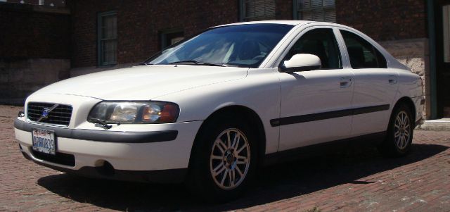 2003 Volvo S60 4WD 4dr Sport