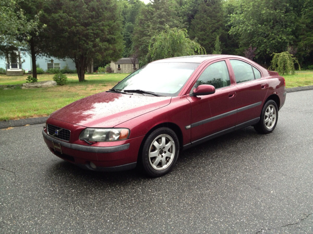 2003 Volvo S60 Sport 4x4 SUV