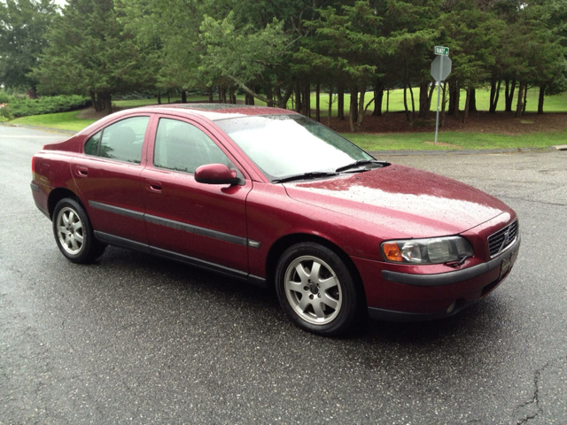 2003 Volvo S60 Sport 4x4 SUV