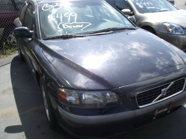 2003 Volvo S60 4WD 4dr Sport