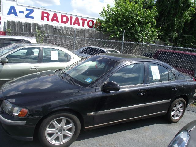 2003 Volvo S60 4WD 4dr Sport