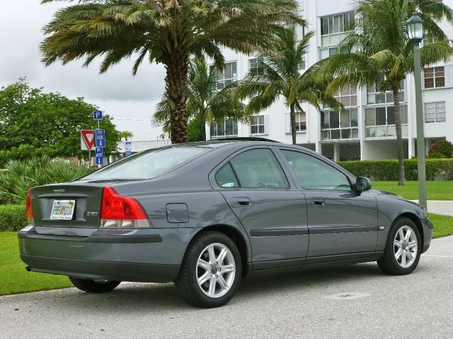 2003 Volvo S60 4WD 4dr Sport