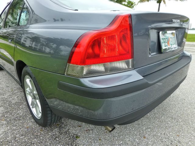 2003 Volvo S60 4WD 4dr Sport